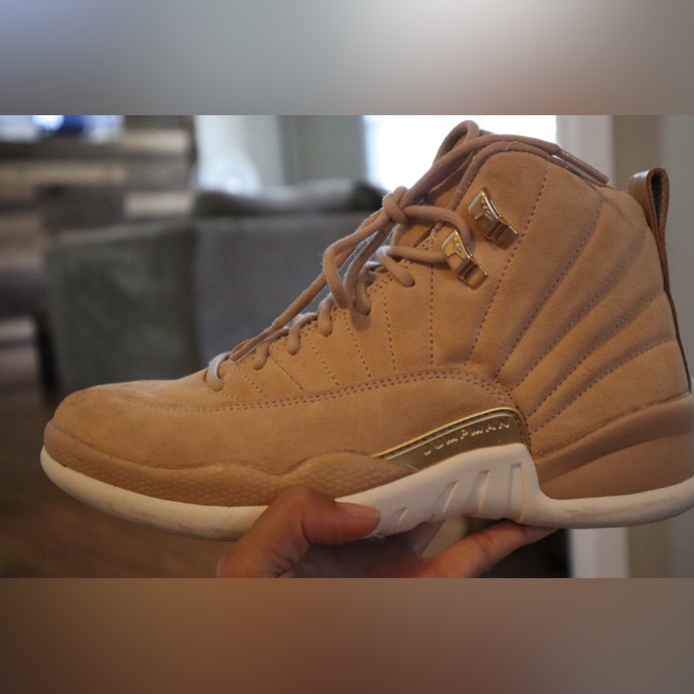Womens Air Jordan 12 Retro